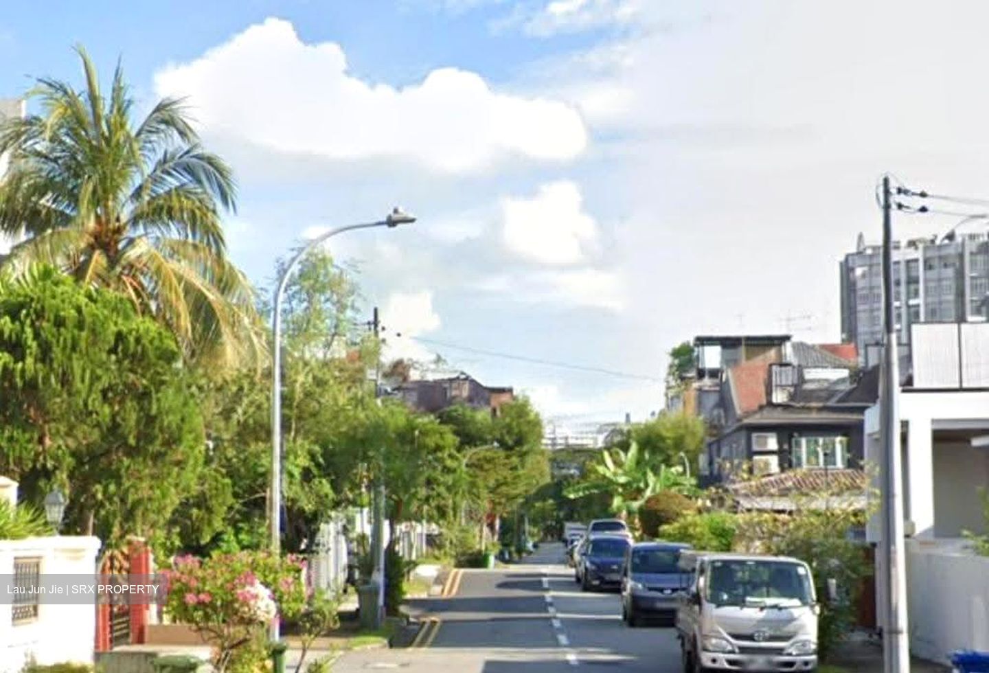 Sims Avenue East (D14), Semi-Detached #639030491